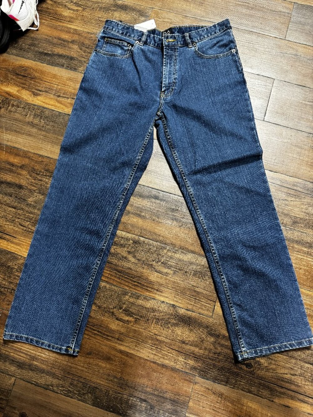 Jos A Bank Traveler Denim Tailored Fit Blue Jeans 34x30 NWT
